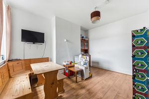 Photo 19- click for photo gallery